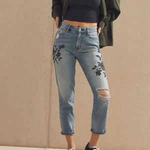 PacSun Black Rose Mom Jeans [BRAND NEW]